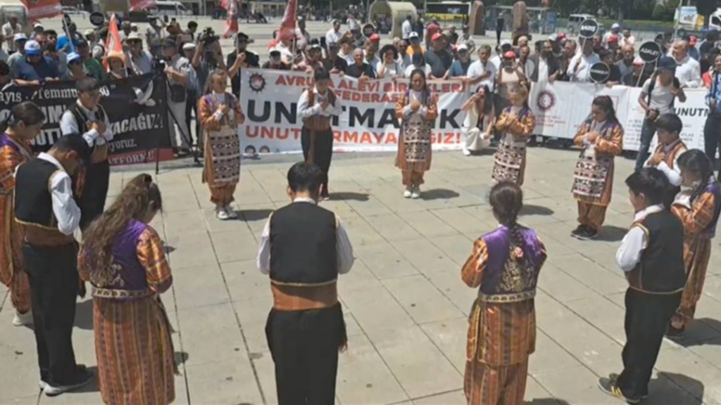 Çorum Katliamı'nın 44. yılında yaşamını yitirenler anıldı