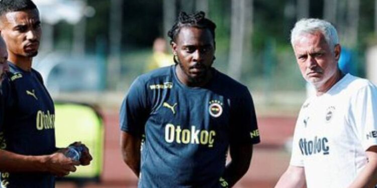 Djiku'dan Mourinho övgüsü: O bir futbol efsanesi