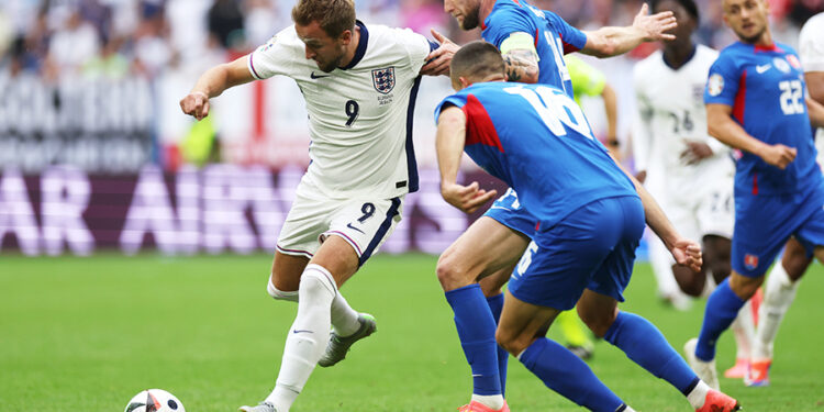 EURO 2024 | Uzatmalarda kupaya tutundu; üçüncü çeyrek finalist İngiltere