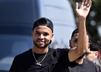 En-Nesyri, Fenerbahçe için İstanbul'da