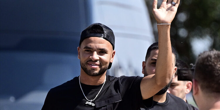 En-Nesyri, Fenerbahçe için İstanbul'da