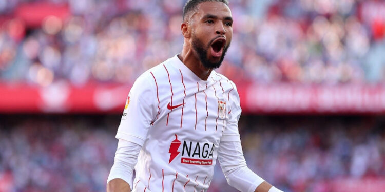 En-Nesyri adım adım Fenerbahçe'ye