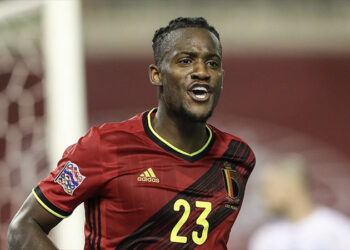 En başarılı kulübün renklerini giymekten mutluyum