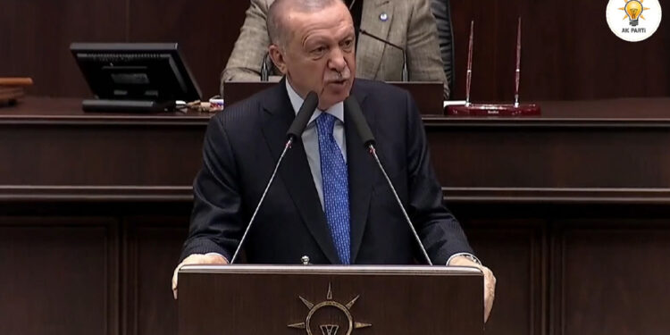 Erdoğan: Emeklilere enflasyonun üzerinde zam yaptık