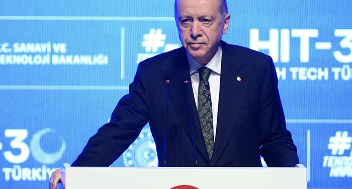 Erdoğan, iş dünyasına böyle güvence verdi: Ekonomimiz kabuk değiştiriyor
