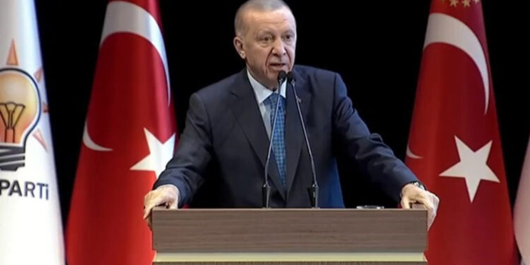 Erdoğan'ı Olimpiyatlara Gitmekten Torunu Vazgeçirmiş! 'Dede Gitme Orada LGBT Gösterisi Yapacaklar'