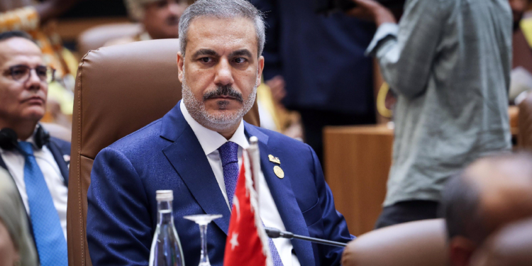 Esad'ın Şartına Hakan Fidan'dan Yanıt: 'Çaresizlikten Dolayı Bir Görüşme Arayışında Değiliz'