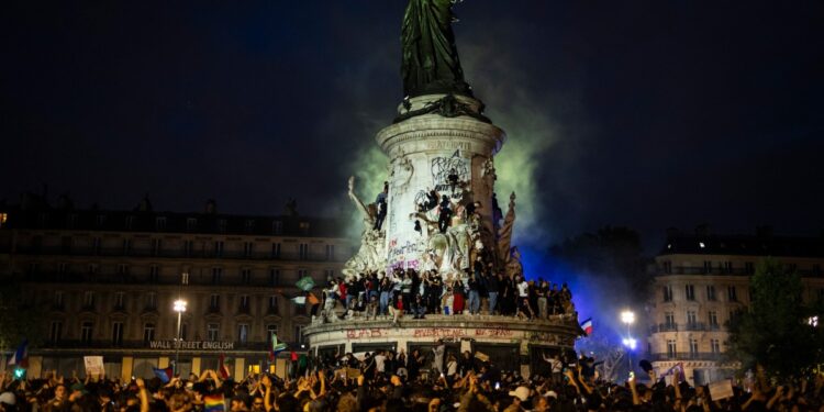 FRANSA | Siyaset çözüm arayışında; yeni hükümet için 7 olası senaryo