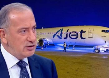 Fatih Altaylı'dan AJet'te bakan eşi için yolcunun biletinin iptal edildiği ve domuz eti iddiası