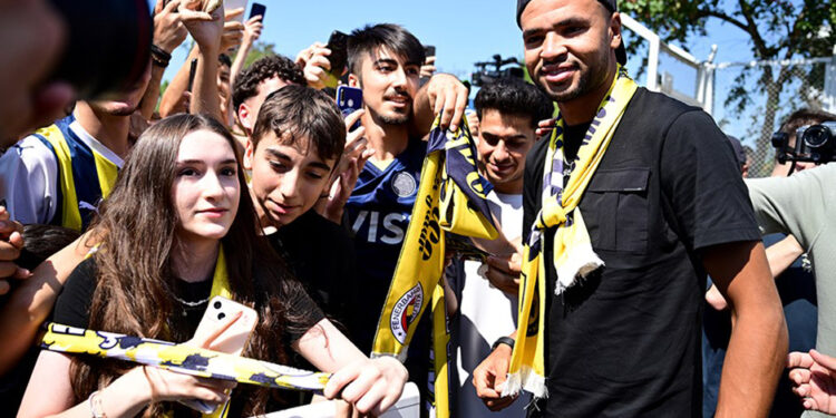 Fenerbahçe, En-Nesyri tranferinde bonservis bedelini açıkladı; Türkiye rekoru kırıldı