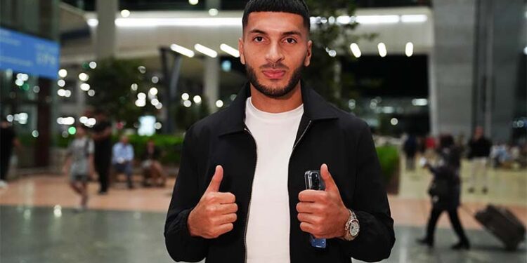 Fenerbahçe, Oğuz Aydın ile 4 yıllık sözleşme imzaladı