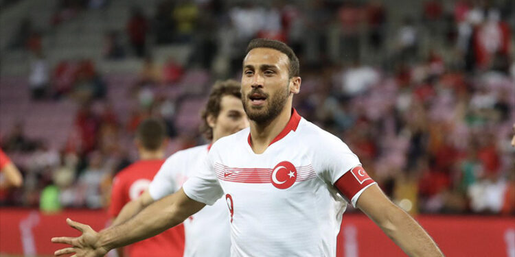 Fenerbahçe'de Cenk Tosun sesleri