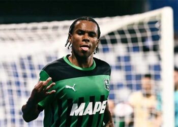 Fenerbahçe'den Fransız futbolcu Armand Laurienté'ye kanca