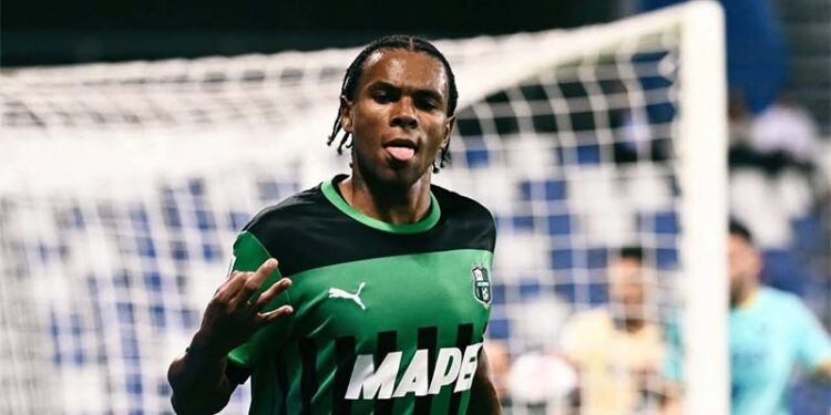 Fenerbahçe'den Fransız futbolcu Armand Laurienté'ye kanca