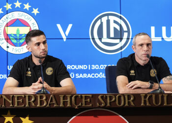 Fenerbahçe'yi baskı altına almak istiyoruz