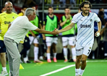 Ferdi Kadıoğlu, Mourinho'yu İki Kelimeyle Tanımladı