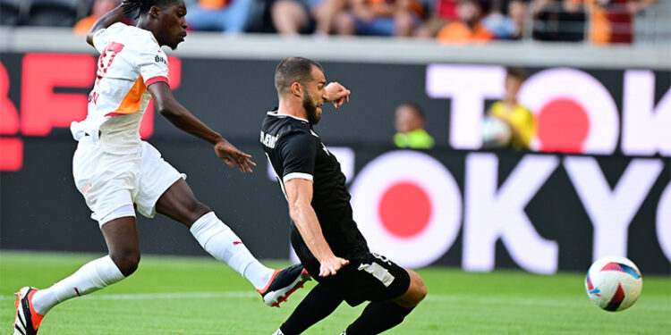 Galatasaray'ın gollü provasına Batshuayi damga vurdu