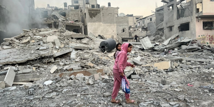 Gazze'de Can Pazarı: Ölenlerin sayısı 38 bin 98'e Çıktı