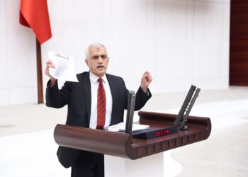 Gergerlioğlu yine ezber bozdu: Akın Öztürk’ün darbeyle filan alakası yok!