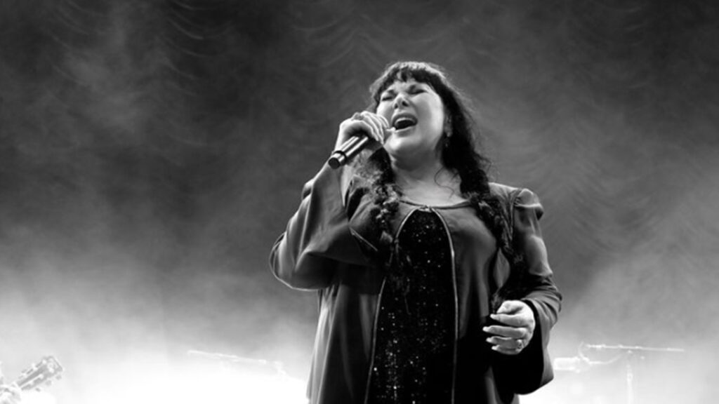 Heart Solisti Ödüllü Ann Wilson Kansere Yakalandı