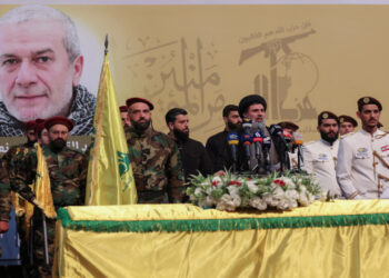 Hizbullah'tan İsrail'e 200'den fazla füzeyle misilleme: 'Düşmanın hayal dahi etmediği yerler vurulacak'