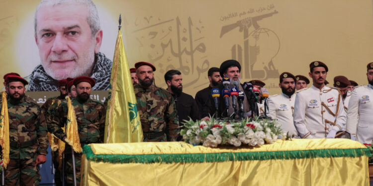 Hizbullah'tan İsrail'e 200'den fazla füzeyle misilleme: 'Düşmanın hayal dahi etmediği yerler vurulacak'