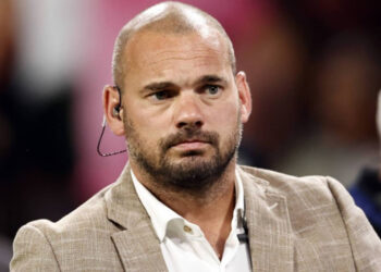 Hollandalı Sneijder'den Maç Öncesi Türkiye'ye Jest