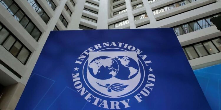 IMF, Türkiye için büyüme tahminini yükseltti