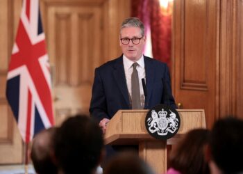 İngiltere yeni başbakanı Starmer, Ruanda planını çöpe atmaya hazırlanıyor