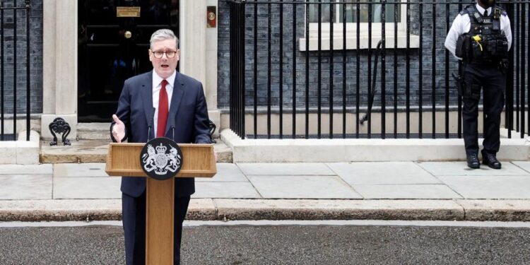 İngiltere'nin yeni başbakanı Starmer kimdir?