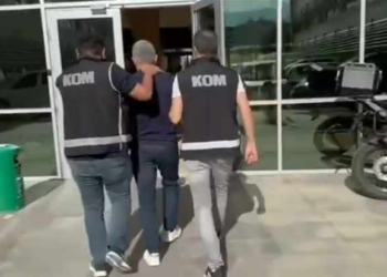 İnterpol’ün kırmızı bültenle aranan şahıs Antalya’da yakalandı