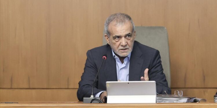 İran Cumhurbaşkanı: İsrail’in Lübnan’a saldırısı, ağır sonuçlara yol açan büyük bir hata olur