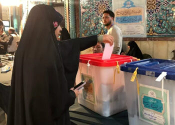 İran Yarın Sandığa Gidiyor