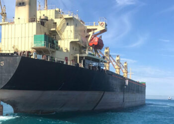 İstanbul Boğazı'nda Arıza Yapan Gemi Kurtarıldı