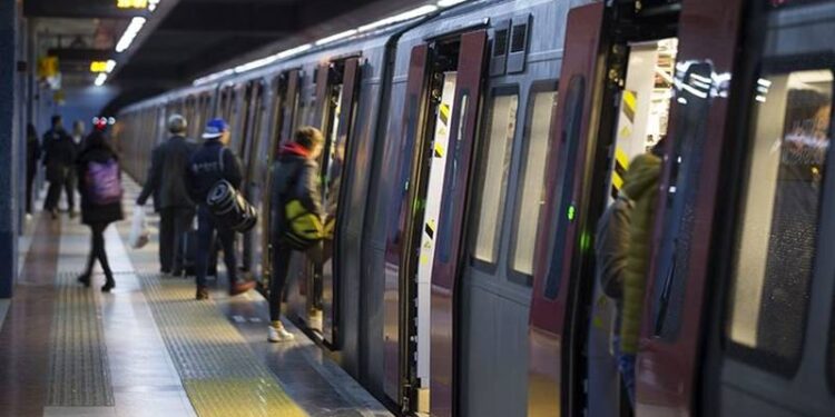 İstanbul Festivali boyunca metro ve marmaray sefer saatleri uzatılacak