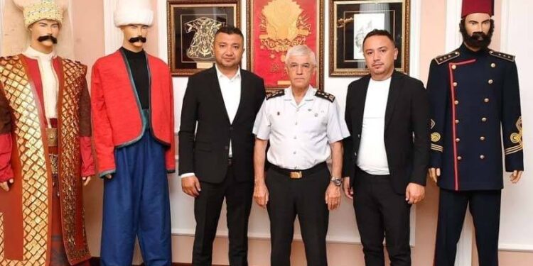 Jandarma Genel Komutanı Arif Çetin, Hablemitoğlu cinayeti zanlısı Nuri Gökhan Bozkır'ın eski ortağıyla buluştu