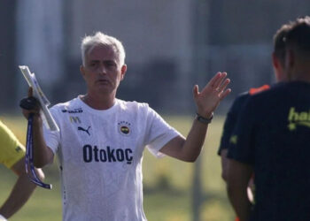 Jose Mourinho: Kulübün Gelişmesi, En İyi Oyuncuları Elimizde Tutmak Demek