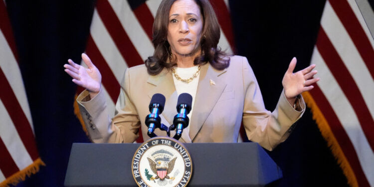 Kamala Harris, seçim kampanyasının ilk haftasında 200 milyon dolar bağış topladı