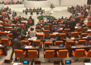 'Kanlı Yasa'nın İlk Beş Maddesi Meclis'te Kabul Edildi