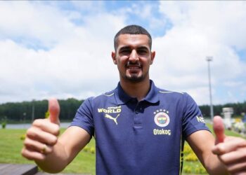 Karagümrük'ten bu yaz transfer olmuştu; Fenerbahçe'de Levent Mercan, oynamadan yolcu!