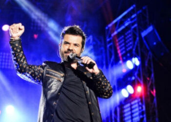 Kenan Doğulu'dan Ekonomi Eleştirisi: 'Orta Seviyede İnsan Kalmadı, Çok Zenginler ve Çok Fakirler Var'