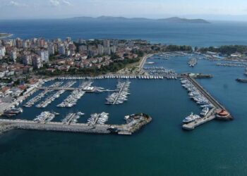 Koç Holding, Kalamış Yat Limanı'nın özelleştirme ihalesine katılacak