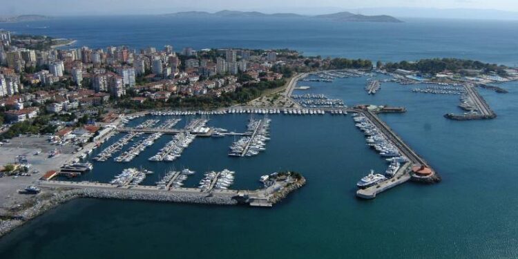 Koç Holding, Kalamış Yat Limanı'nın özelleştirme ihalesine katılacak