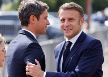 Macron, istifasını sunan Başbakan Attal'ı görevde tuttu: Sol ittifak başbakan adayını bu hafta belirleyecek