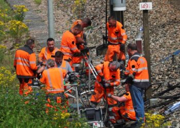 Macron'un fiyaskosu: Paris Yaz Olimpiyat Oyunları'na önce sabotaj, sonra bomba ihbarının gölgesi düştü