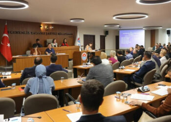 Maltepe Belediye Meclisi'nde gerginlik! 'Gezi' tartışması çıktı; AKP grubu salonu terk etti