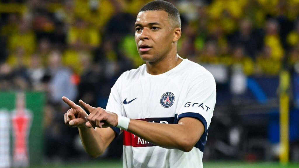 Mbappe'den Fransa Seçimleri Öncesi Çağrı