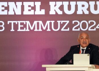 Mehmet Büyükekşi: Adamcılığın önüne geçtik