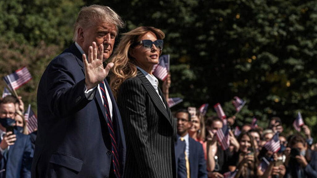 Melania Trump'tan Eşi Donald Trump'a Destek Çağrısı: 'Birlik Olun'