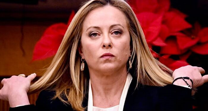 Meloni’nin boyuyla dalga geçen İtalyan gazeteci 5 bin Euro cezaya çarptırıldı